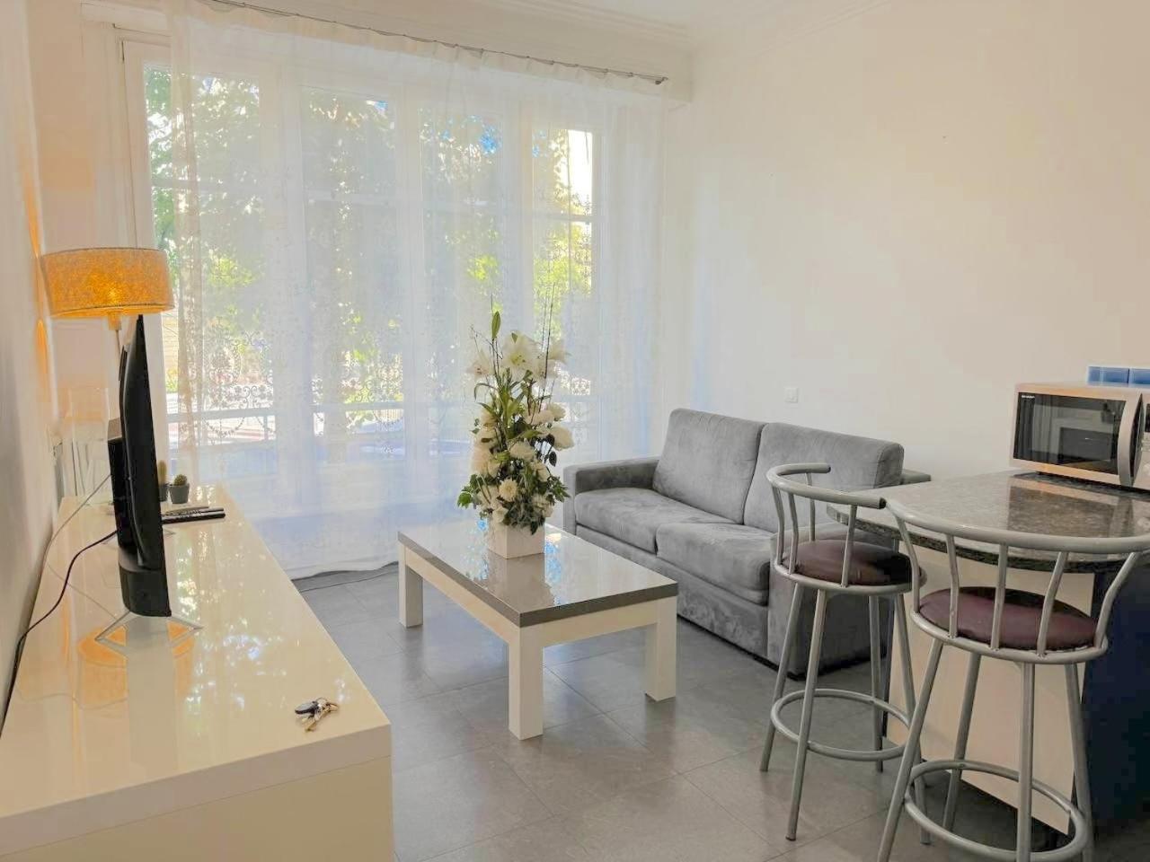 Appartement 2 Pieces 600m 1km De La Gare Nice